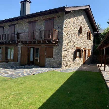 Can Marc De Pi, Bellver De Cerdanya Pi Bagian luar foto