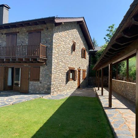 Can Marc De Pi, Bellver De Cerdanya Pi Bagian luar foto