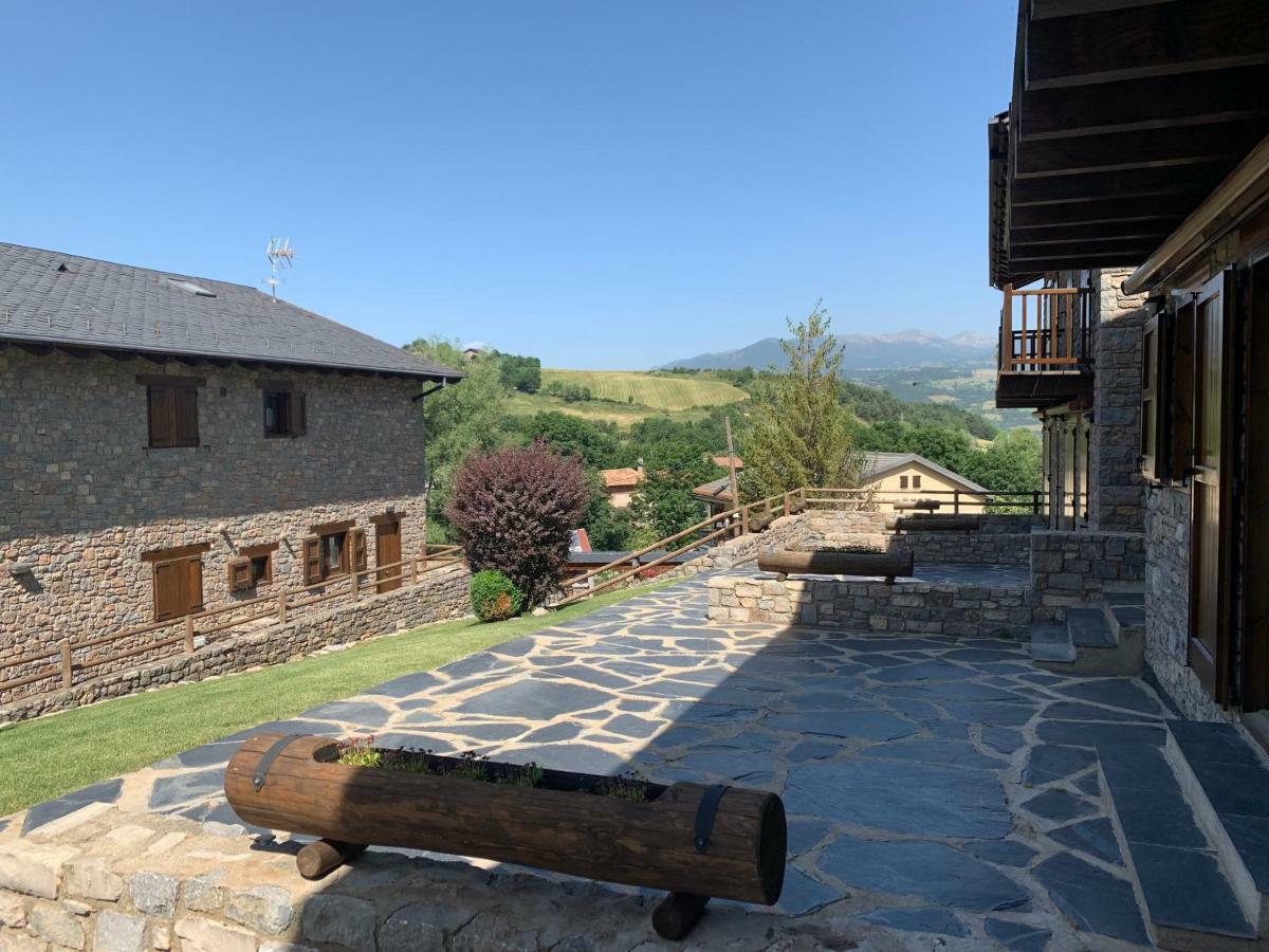 Can Marc De Pi, Bellver De Cerdanya Pi Bagian luar foto