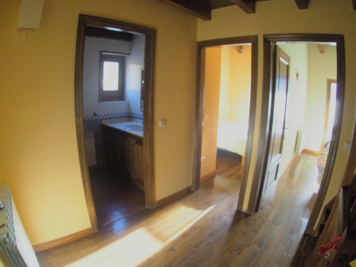 Can Marc De Pi, Bellver De Cerdanya Pi Bagian luar foto